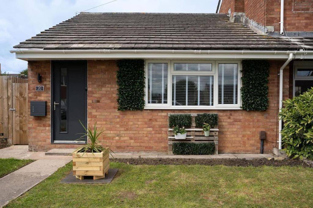 Bungalow In Keynsham Extérieur photo